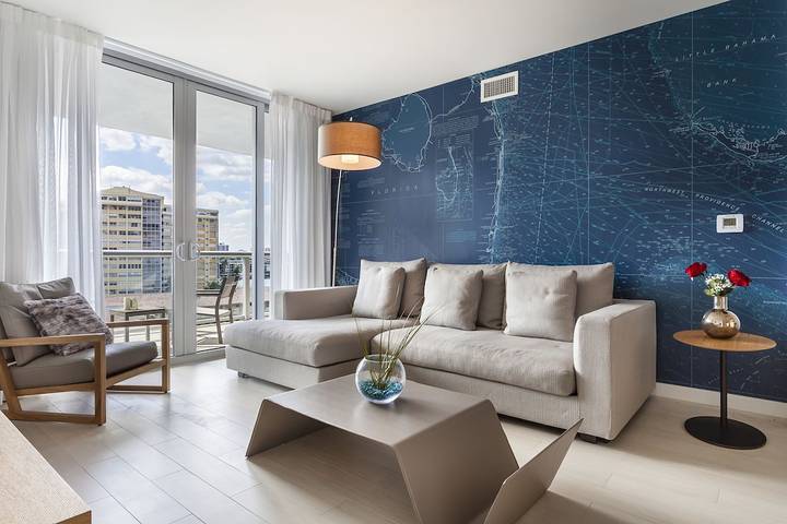 Vacation rental for 6 people, with balcony/terrace and pool in Hallandale Beach