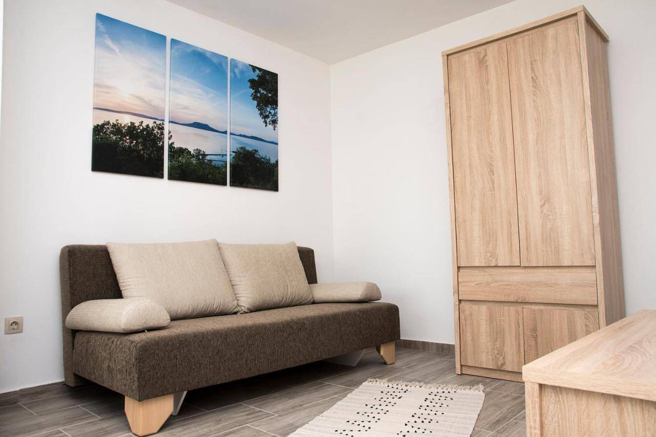 Akvárium Apartmanházak in Keszthely, Balaton Region