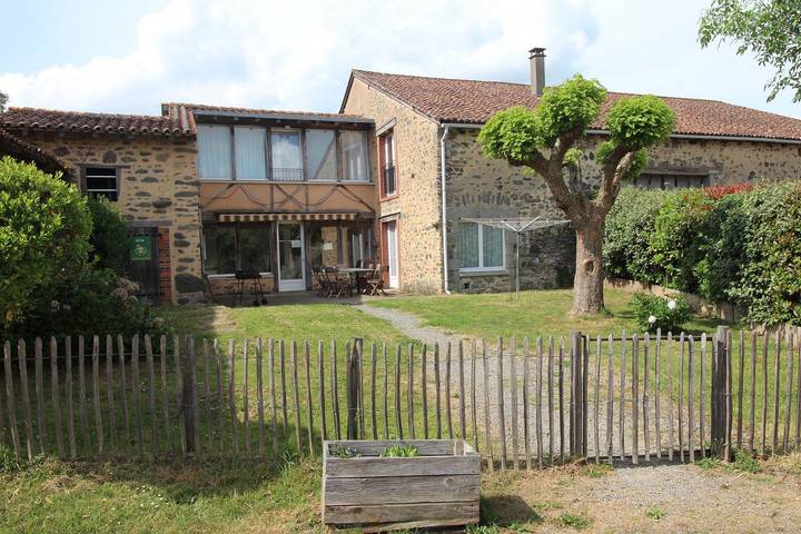 Appartement de vacances pour 18 personnes, avec Terrasse et Jardin