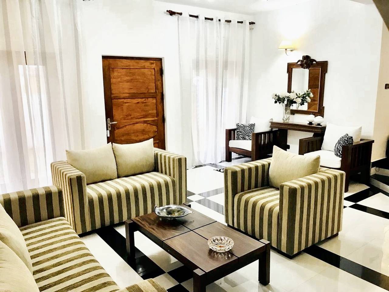 Welcoming House in Negombo with Enclosed Garden in Negombo, Western Province