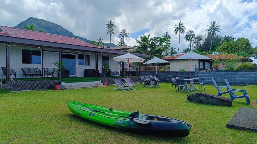 Location de vacances pour 2 personnes, avec vue et jardin, animaux acceptés dans Teahupo'o - 2