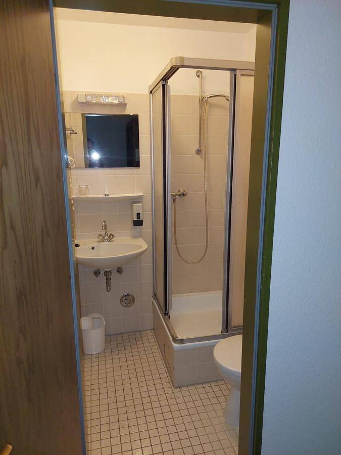 Hotel für 2 Personen, mit Garten und Ausblick in Ahrbrück - 3