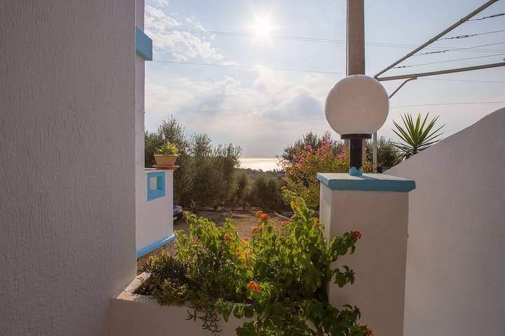 Maison de vacances pour 3 personnes, avec jacuzzi ainsi que jardin et balcon, animaux acceptés à Novaglie