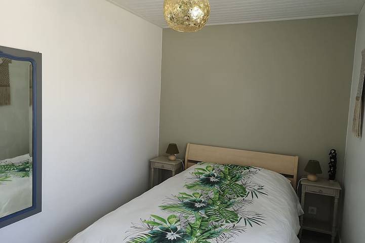 Location de vacances pour 5 personnes, avec jardin à Vairé - 2