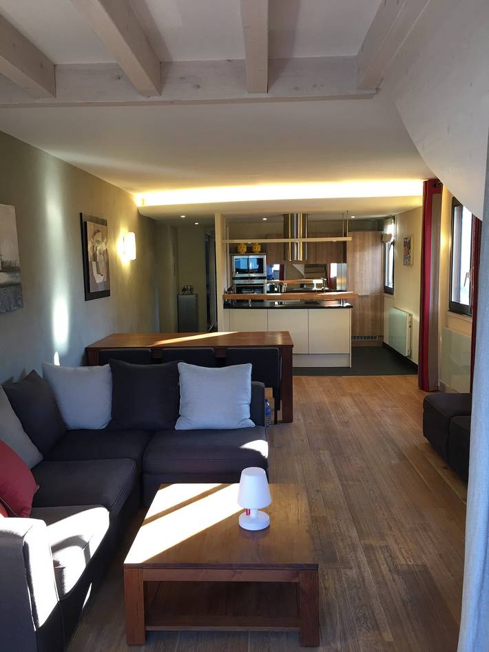 Gîte pour 8 personnes, avec vue sur le lac ainsi que terrasse et jardin à Duingt - 4