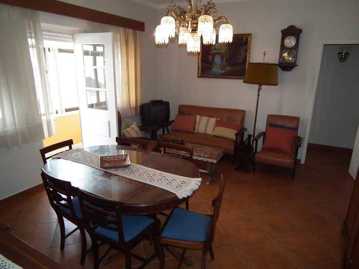 Appartement entier, House Zizi Bela with Sunset Beachview in Praia da Areia Branca, Lourinhã