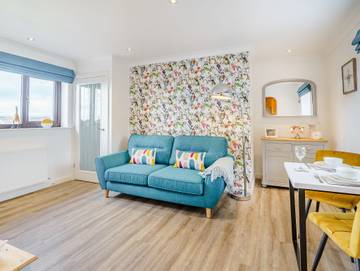 Log Cabin for 2 People in Forest of Bowland, Photo 4