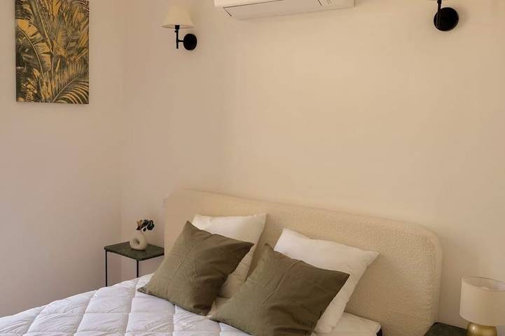 Péniche pour 6 personnes en Corse - 2