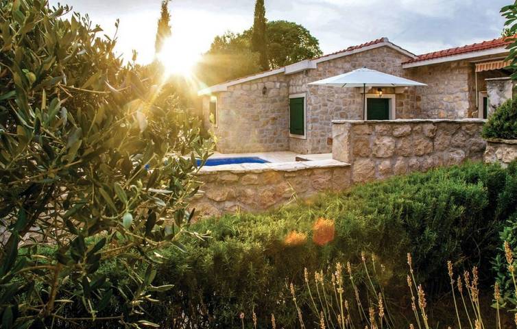 Ferienhaus für 9 Personen, mit Pool an der Makarska Riviera - 3