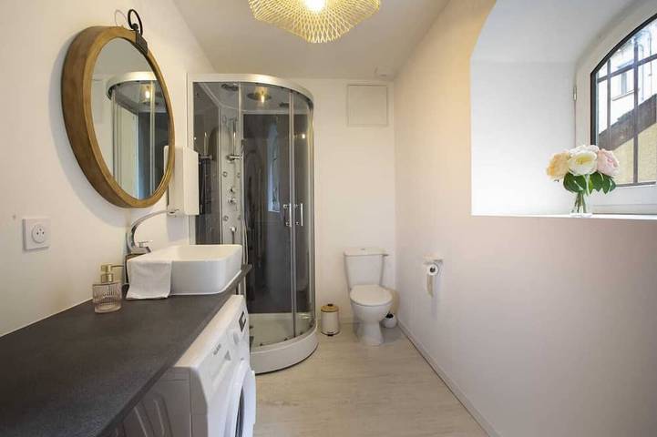 Entire apartment, Le Nid 3 Wifi, Netflix, Disney+, Coeur de Bastide in Villefranche-de-Rouergue, Aveyron
