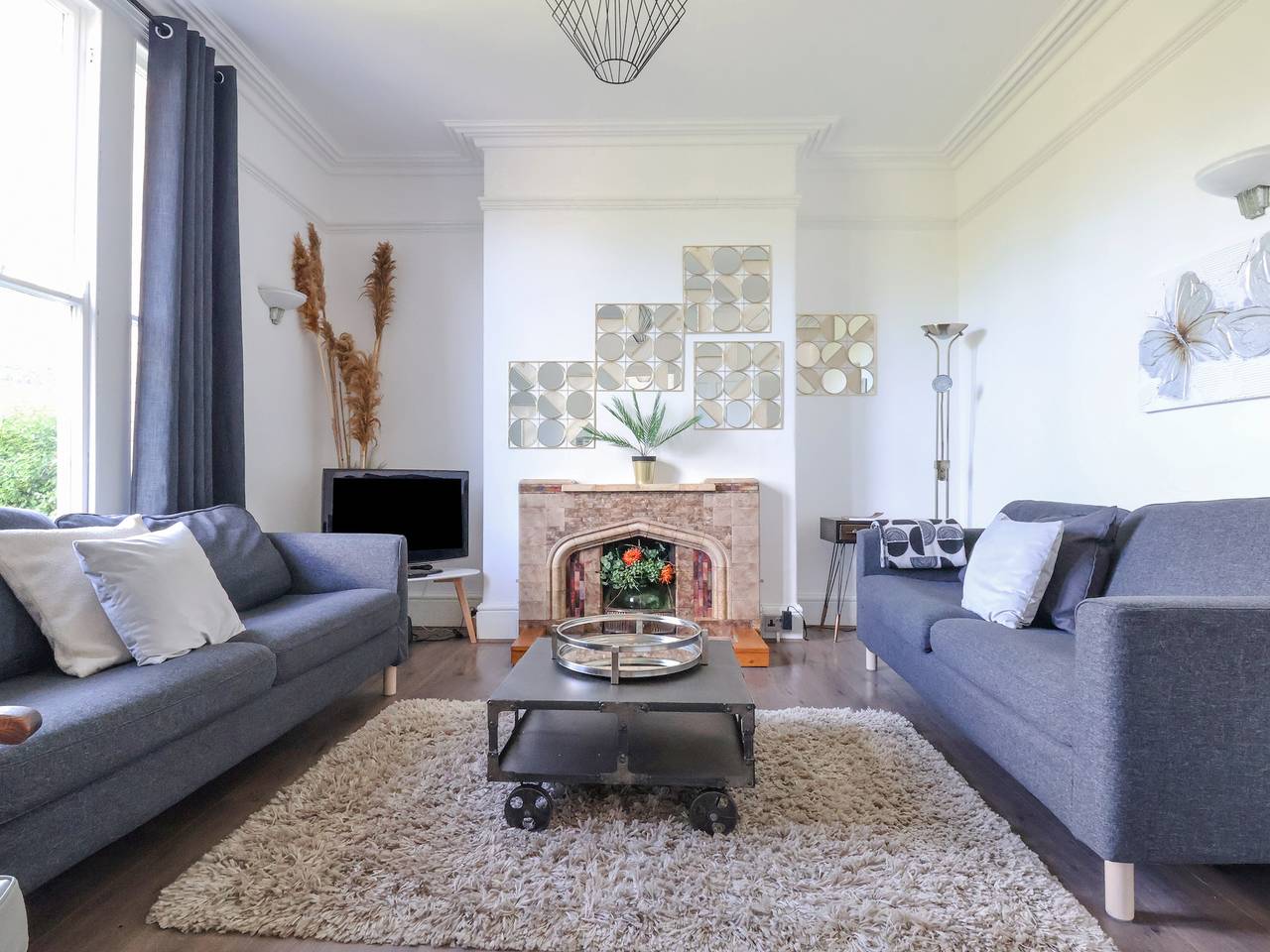 18 Ffordd Tanrallt in Denbighshire