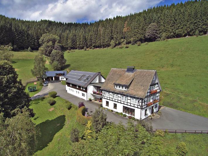 Ferienwohnung für 4 Personen, mit Garten, kinderfreundlich