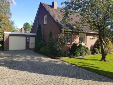 Ferienhaus für 8 Personen, mit Garten und Terrasse in Moormerland