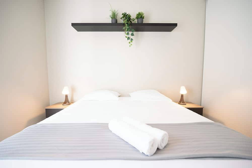 Appartement entier, ⭐️ Chez Léon - Métro, Bus, Garage Double, 6 Personnes⭐️ in Villeurbanne, Lyon et ses environs