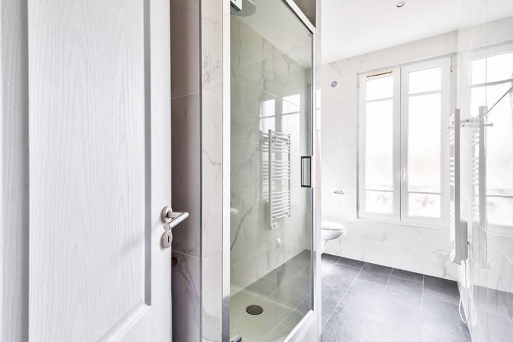 Apartamento entero, The Pearl 2 - Cozy 1 Br Apt 15 Min Away From Paris in Vitry-sur-Seine, Valle del Marne