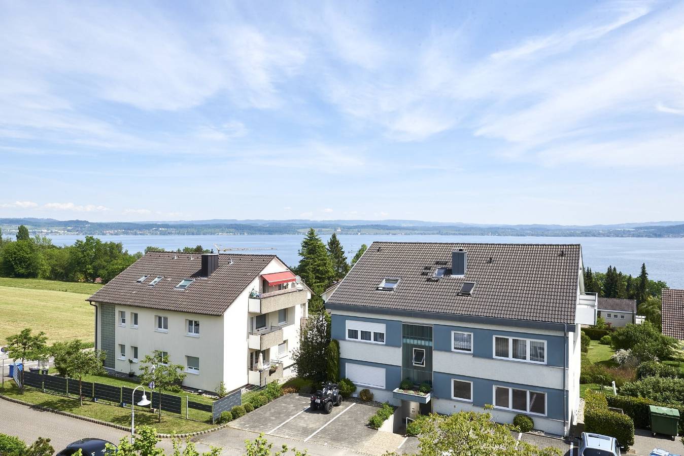 Appartamento intero, Appartamento vacanze 'Bodenseeblick' con vista lago, balcone e Wi-Fi in Konstanz-Litzelstetten, Costanza