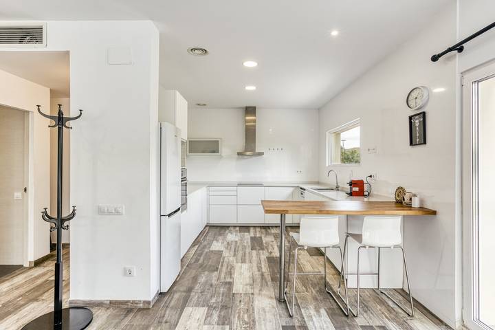 Casa de vacaciones 'Sant Pere' con piscina privada, terraza privada y Wi-Fi in San Pedro Pescador, Alt Empordà
