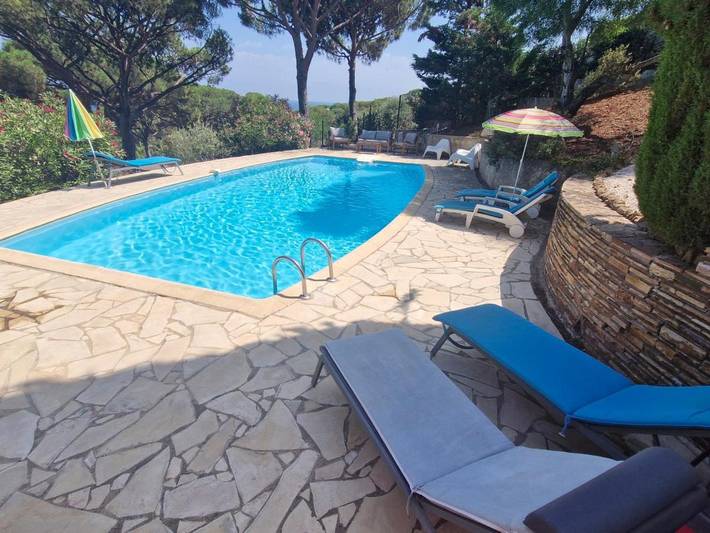 Villa for 10 personer, med Terrasse og Have samt Pool i Sainte-Maxime