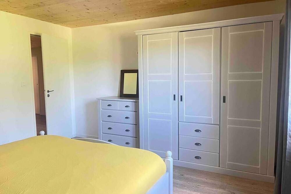 House with garden and jacuzzi in Dieulefit, Nyons region