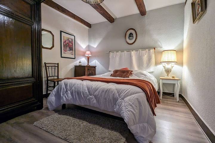 Gîte pour 5 personnes, avec jardin à Mazeyrat-d'Allier - 3