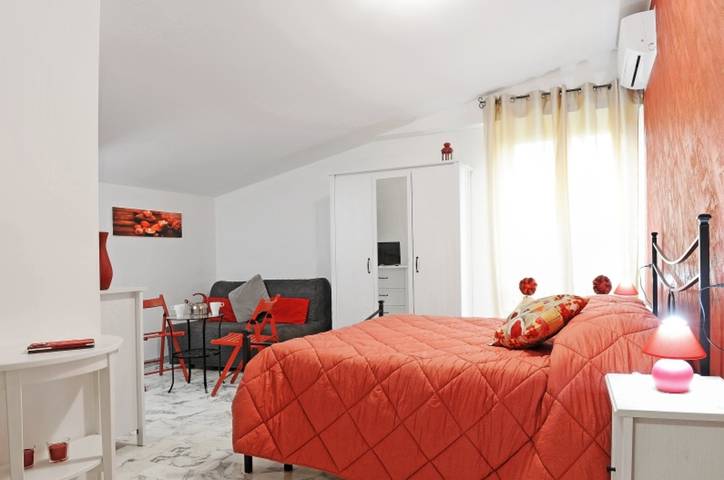 Ferienwohnung für 4 Personen, mit Garten in Latium