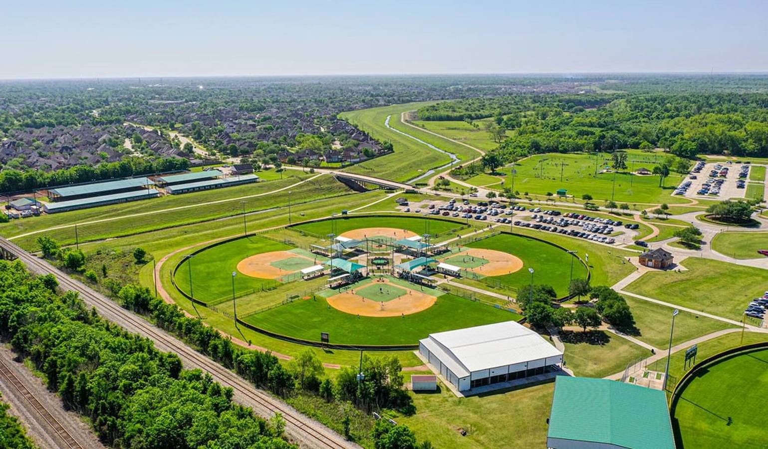 Relájese con estilo en nuestra escapada a la ciudad de Missouri in Condado de Fort Bend