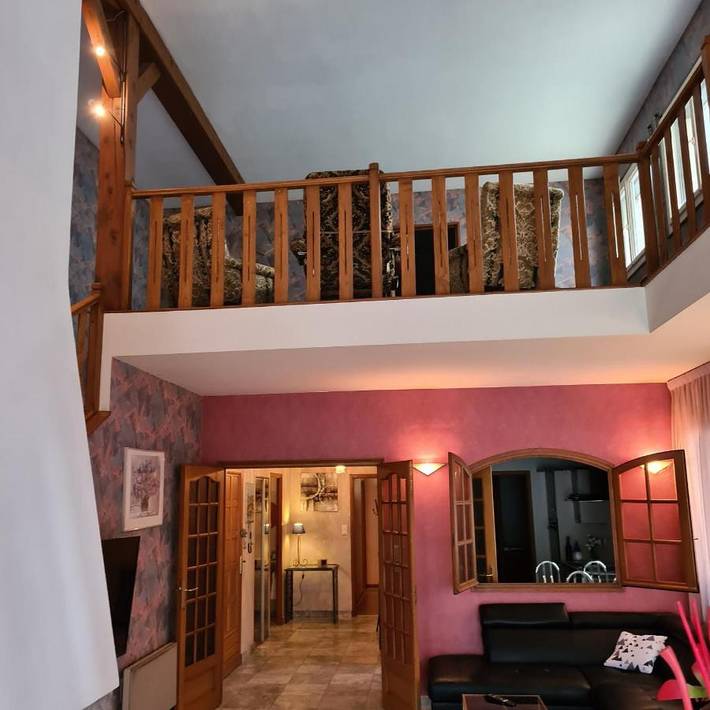 Location de vacances pour 22 personnes, avec Piscine à Massiac - 3