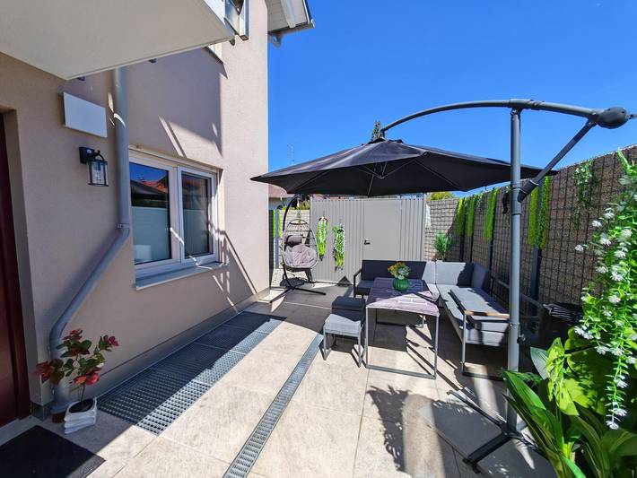 Entire apartment, Apartment 'City High Mountain' with Private Terrace, Private Garden and Wi-Fi in Brunnthal, Landkreis München
