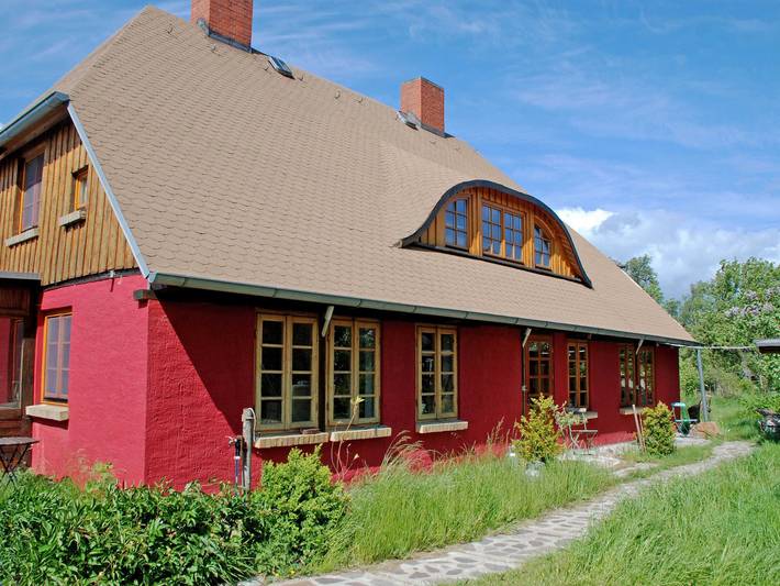 Ferienwohnung für 2 Personen, mit Balkon und Terrasse sowie Garten in Bergen auf Rügen