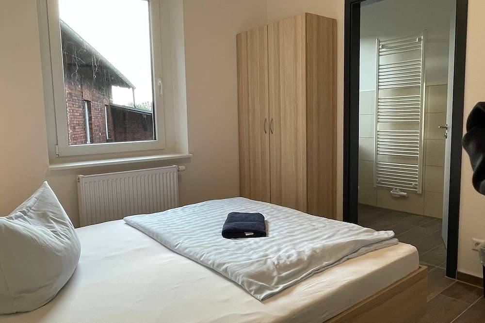 Doppelzimmer 206 - Lokschuppen Pasewalk- Gästehäuser mit Dz, Ez und Küche in Pasewalk, Vorpommern Greifswald