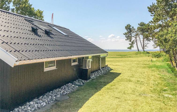 Ferienhaus für 4 Personen, mit Terrasse und Whirlpool sowie Garten und Sauna in Kegnæs - 3