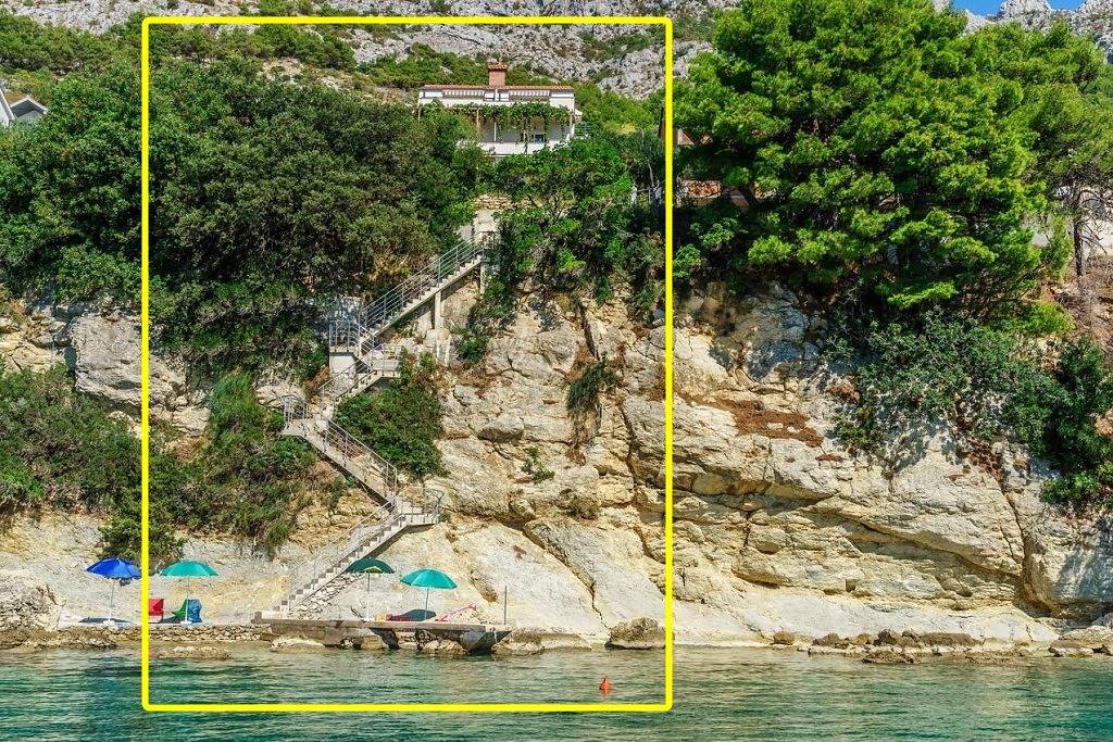 Gehele studio, Studioapartment in Pisak mit Meerblick, Terrasse, Klimaanlage, W-Lan (102-6) in Pisak, Split-Dalmatië