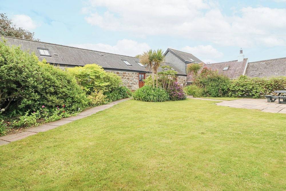 The Old Dairy, pet friendly, country holiday cottage in Abersoch in Abersoch, Gwynedd