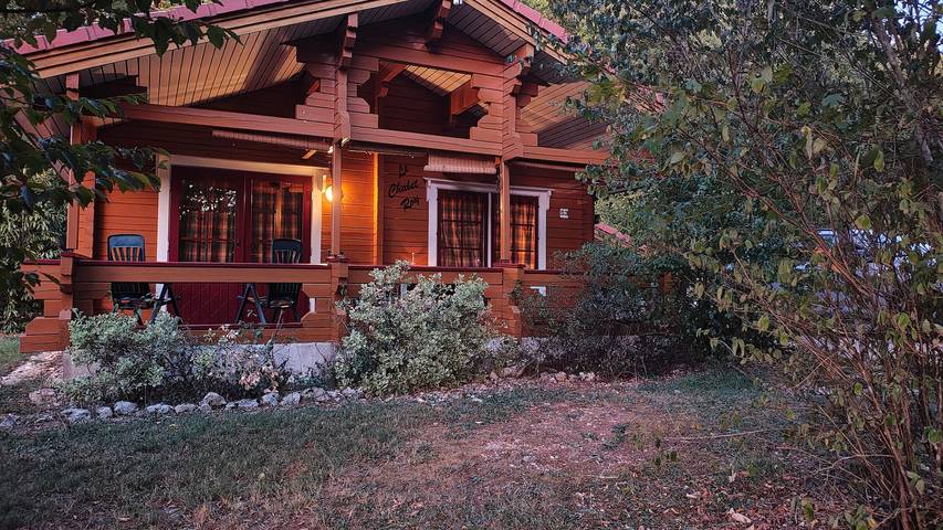 Chalet Le Roy in Mauroux – Relaxation, Nature & Family Fun! in Mauroux, Quercy