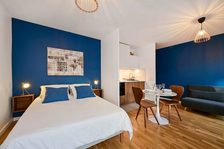 Entire apartment, Léonard de Vinci - Studio avec parking privé à Massy in Massy, Essonne