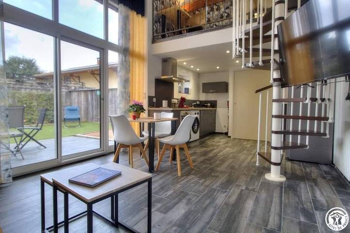 Location de vacances pour 3 personnes, avec jardin et piscine à Saint-Didier-sur-Chalaronne