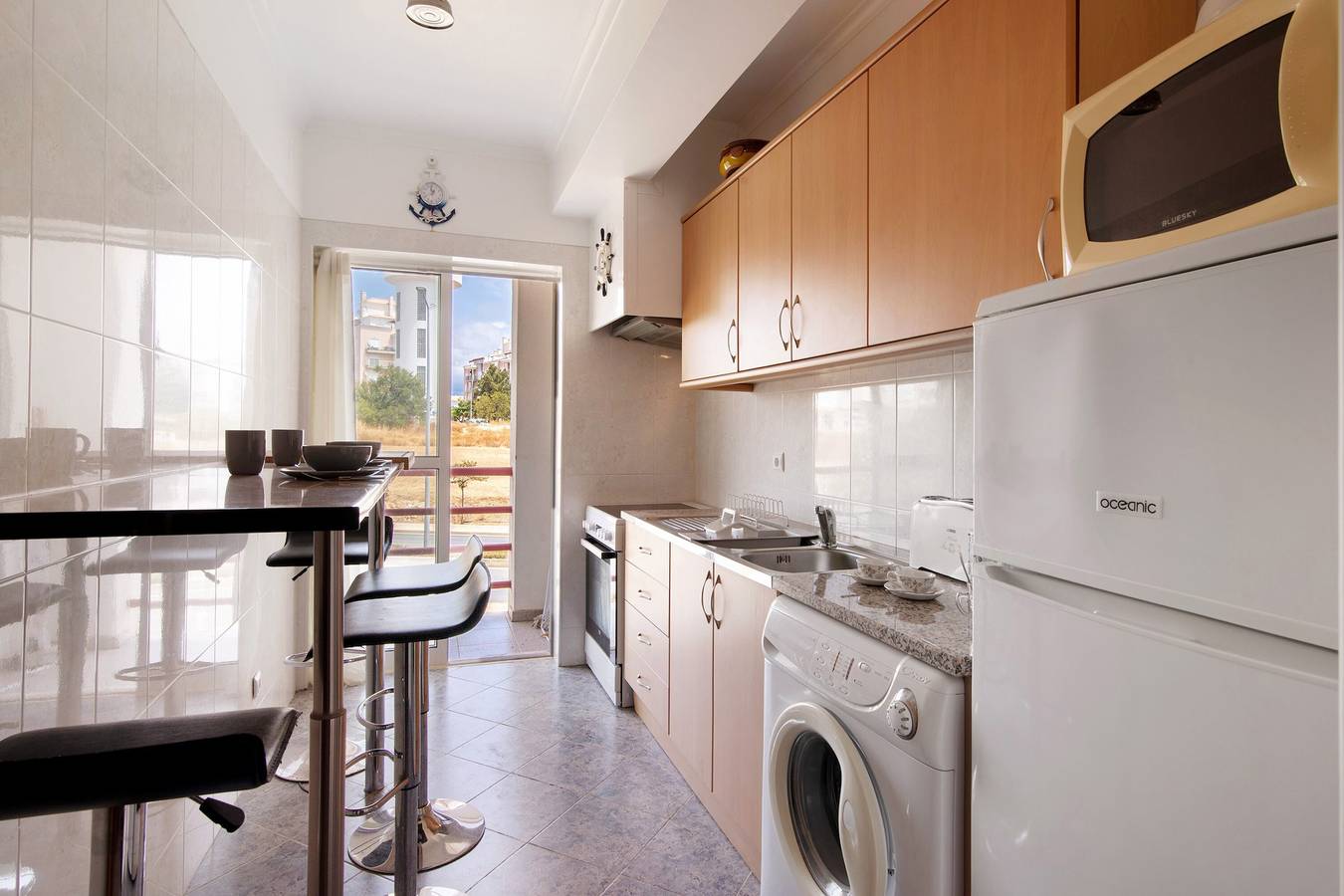 Apartamento inteiro, Apartamento 'Apartamento De La Praia' com Terraço Privado, Varanda e Wi-Fi in Armação de Pêra (costa), Armação de Pêra