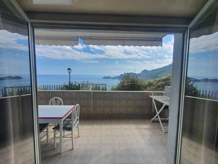 Appartamento vacanze per 4 persone, con terrazza e panorama, adatto a famiglie con bambini - 1