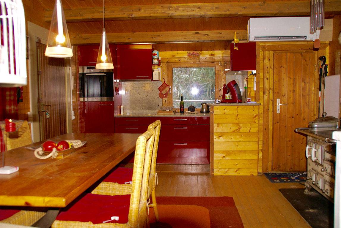 Chalet Clarimaud au calme en Alsace au bord d'un étang de pêche in Bréchaumont, Région d'Altkirch