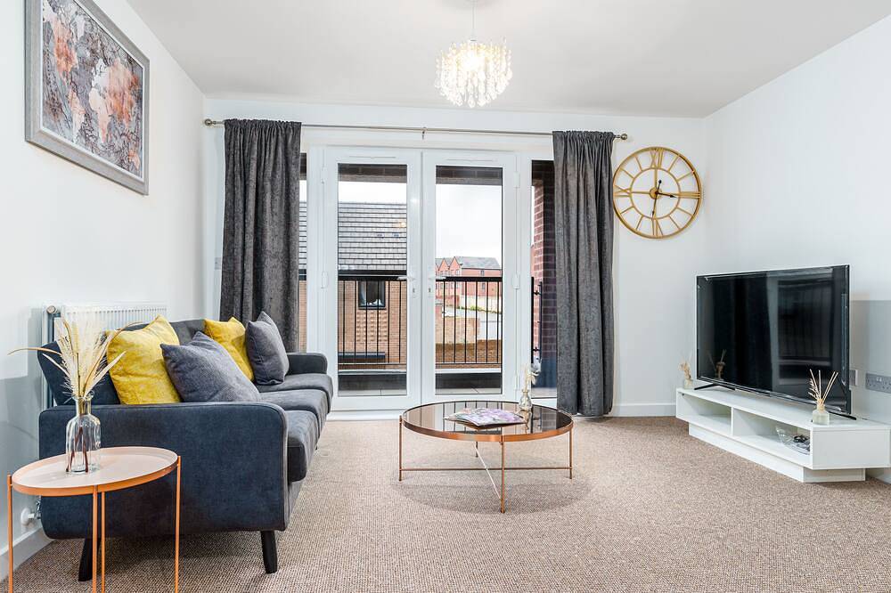 Entire apartment, Cosy Two bedroom Apartment with Balcony in Bristol, South West England