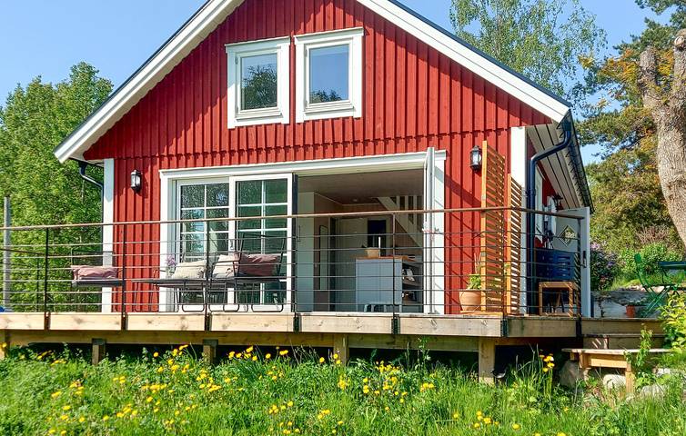 Hus för 6 Personer, med Terass och Trädgård i Åkersberga