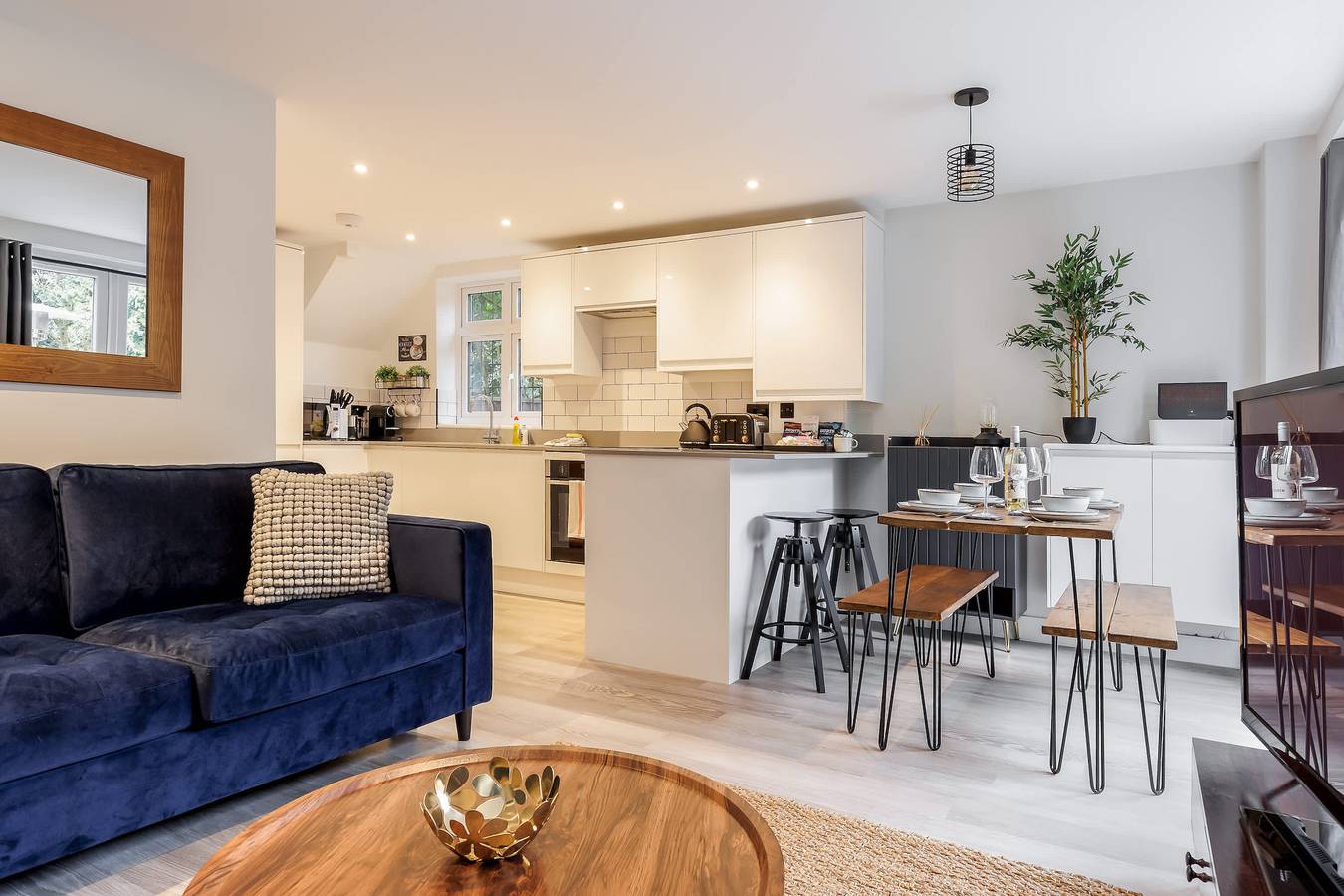 Apartment for 6 People in Bournemouth, South West England