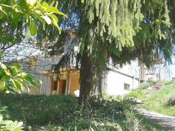 Gîte pour 4 personnes, avec terrasse, animaux acceptés à Moye (Haute-Savoie)