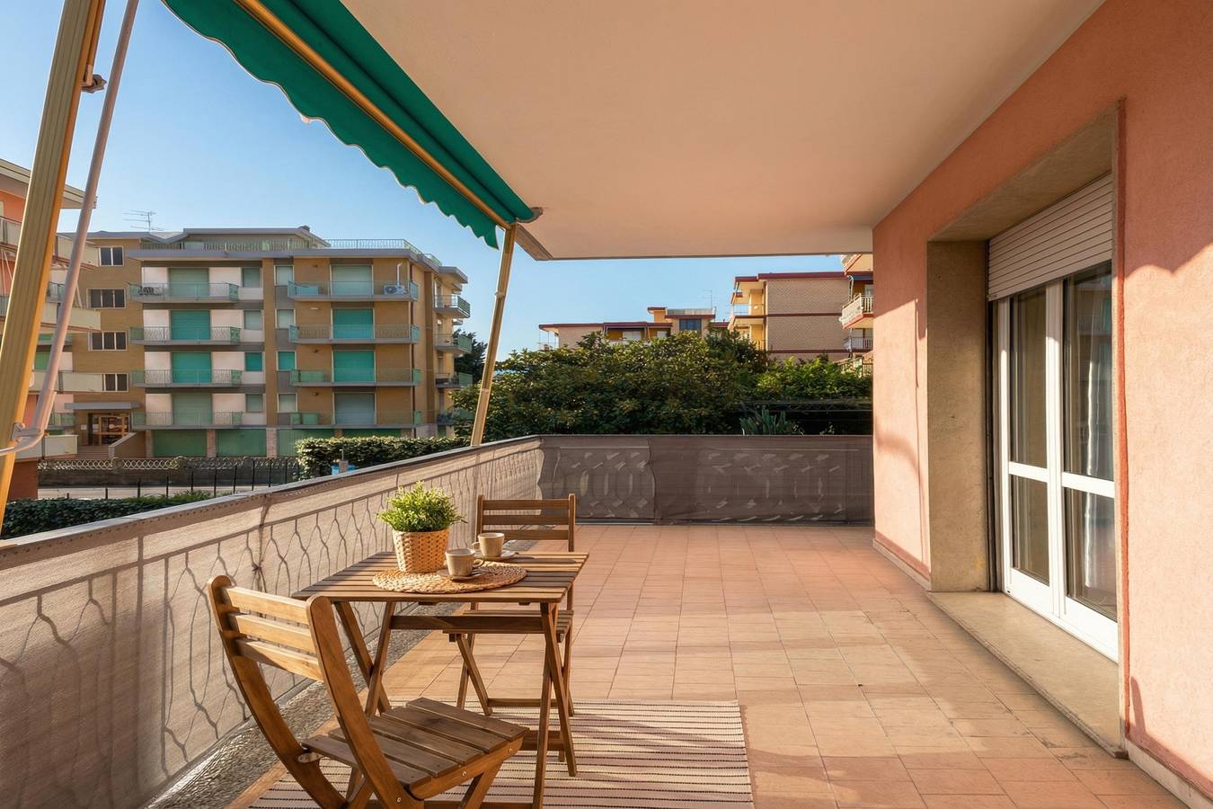 Entire apartment, Casa Vera - 300m from Sea in Ceriale, Riviera di Ponente