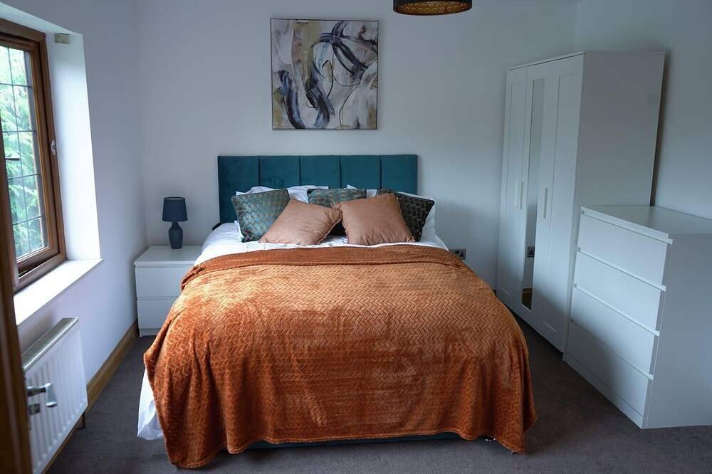 Home in Rugby Warwickshire in Warwickshire