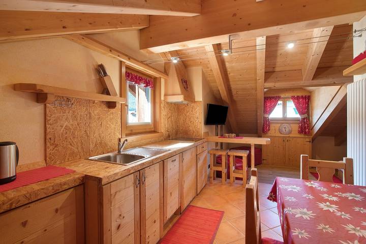 Monolocale intero, Appartamento 'La Baitina app C' con vista sulle montagne e Wi-Fi in Livigno (Borgo), Livigno