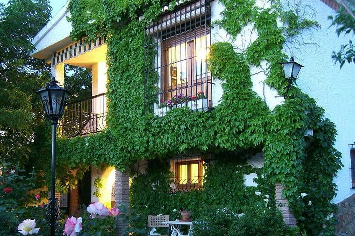 Gîte pour 5 personnes, avec Terrasse et Jardin à Alfacar