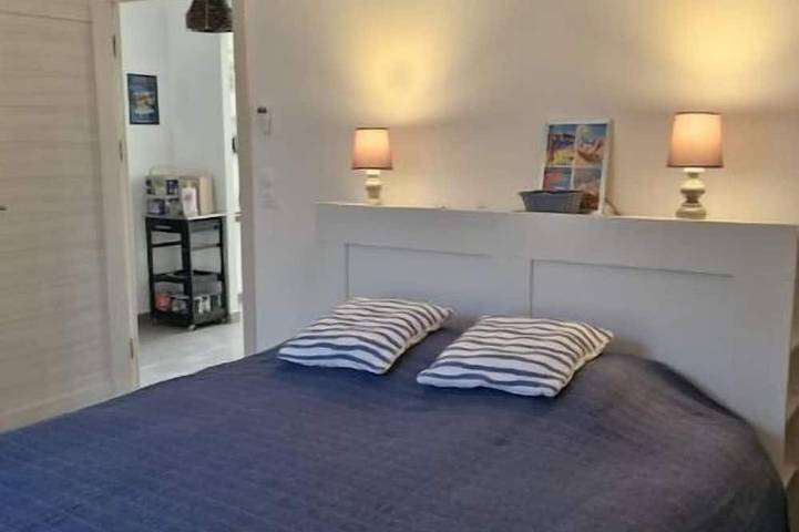 70m2 house with large terrace in secure residence with swimming pool. in Bonifacio, Sartène und Umgebung