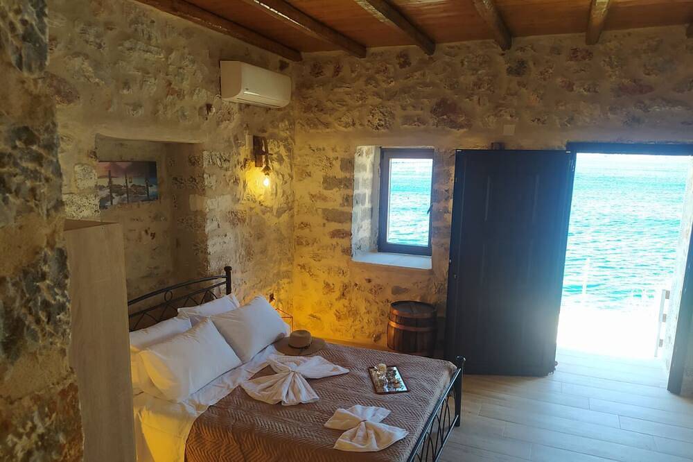 Ganze Wohnung, Villa Lagkadaki sea view in Δρυμός, Peloponnes