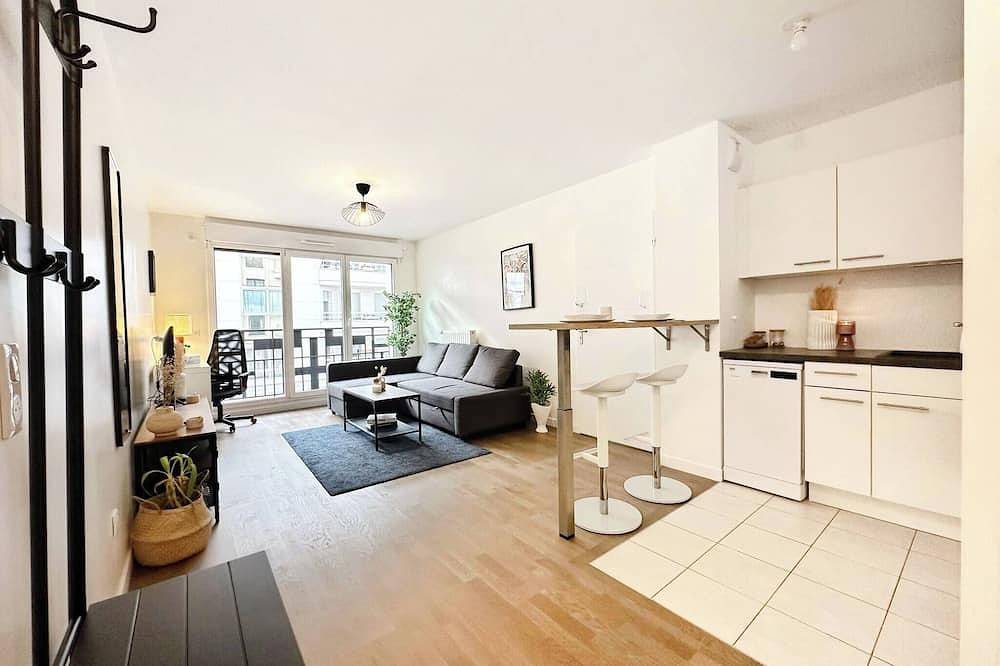 Apartamento entero, L'Ensoleillé Levallois — Apartamento cerca del metro in Levallois-Perret, Altos del Sena
